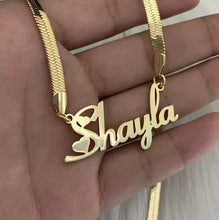 Cargar imagen en el visor de la galería, Cadena Omega personalidad