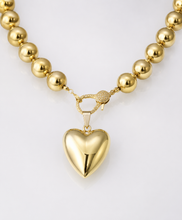 Cargar imagen en el visor de la galería, Heart Balin necklace gold plated 14 k
