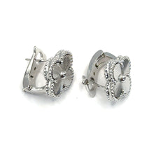 Cargar imagen en el visor de la galería, Clover earrings Silver
