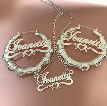 Cargar imagen en el visor de la galería, Juego de 2 piezas de pendientes y collar con nombre, pendientes de bambú cubano de 3MM, colgante con nombre de corazón personalizado, pendientes con nombre

