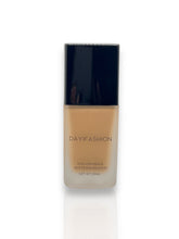 Cargar imagen en el visor de la galería, Matte Foundation Skin Tan V40
