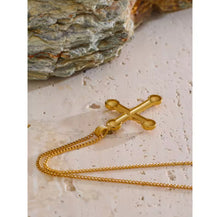 Cargar imagen en el visor de la galería, Cross necklace stainless Steel estilo vintage
