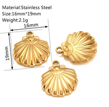 Cargar imagen en el visor de la galería, Conchita charms
