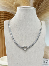 Cargar imagen en el visor de la galería, Cadena Silver en Stainless Steel
