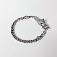Cargar imagen en el visor de la galería, Brazalete Silver de pantera
