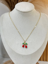 Cargar imagen en el visor de la galería, Mini cherry necklace

