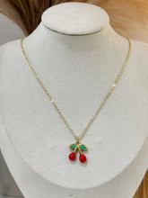 Cargar imagen en el visor de la galería, Mini cherry necklace
