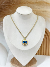 Cargar imagen en el visor de la galería, Blue Eye necklace
