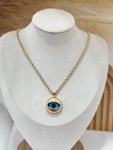 Cargar imagen en el visor de la galería, Blue Eye necklace
