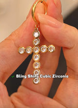 Cargar imagen en el visor de la galería, Gold Cross Earrings
