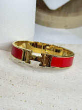 Cargar imagen en el visor de la galería, Pulsera H en rojo Stainless Steel
