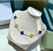 Cargar imagen en el visor de la galería, Collar azul y dorado
