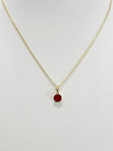 Cargar imagen en el visor de la galería, Ruby stone necklace
