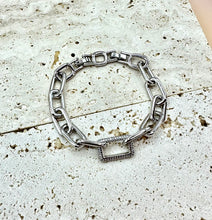 Cargar imagen en el visor de la galería, Pulsera paper clip Silver
