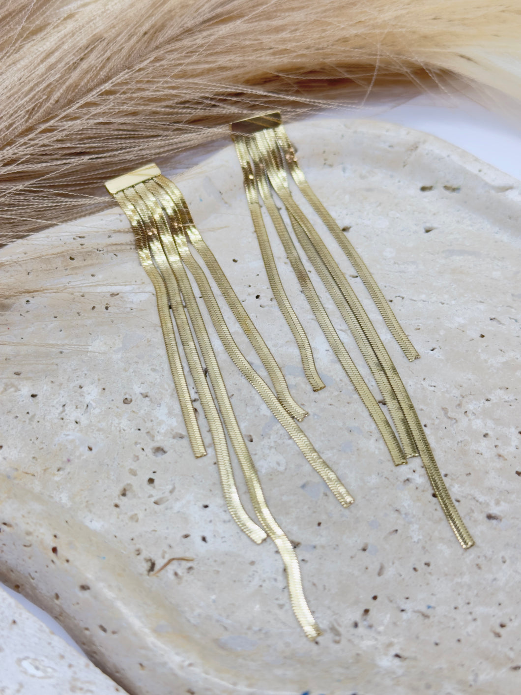 Omegas Earrings