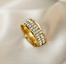 Cargar imagen en el visor de la galería, Iconic ring
