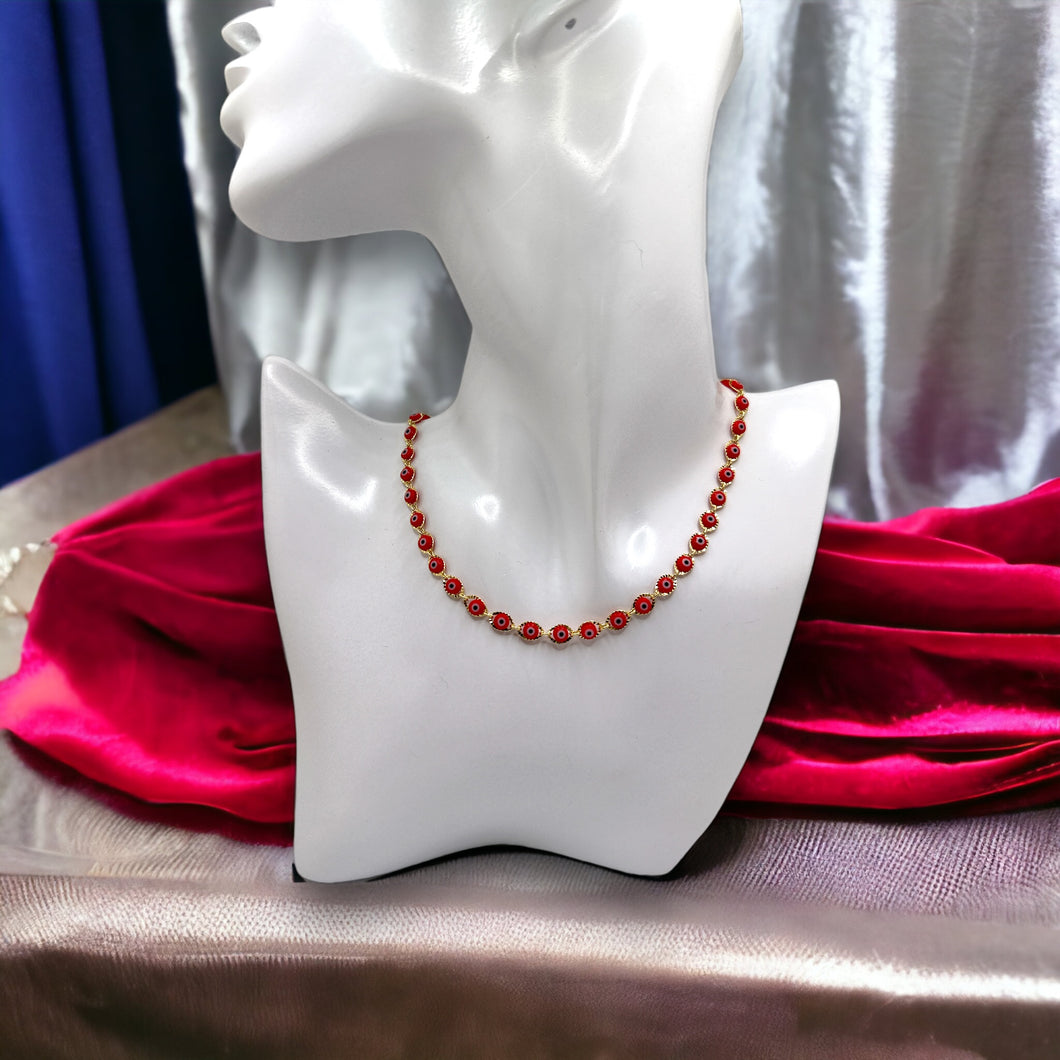 Collar de ojitos rojos