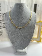 Cargar imagen en el visor de la galería, Collar de corazones de colgantes
