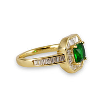 Cargar imagen en el visor de la galería, Anillo piedra cuadrada verde
