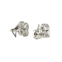 Cargar imagen en el visor de la galería, Earrings clover Silver
