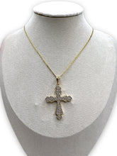 Cargar imagen en el visor de la galería, Cross in fine Necklace
