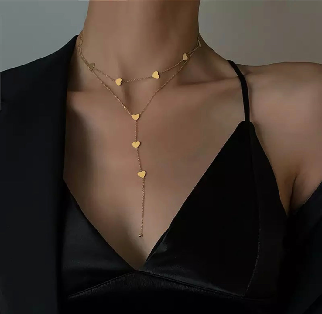 Necklace de corazoncitos