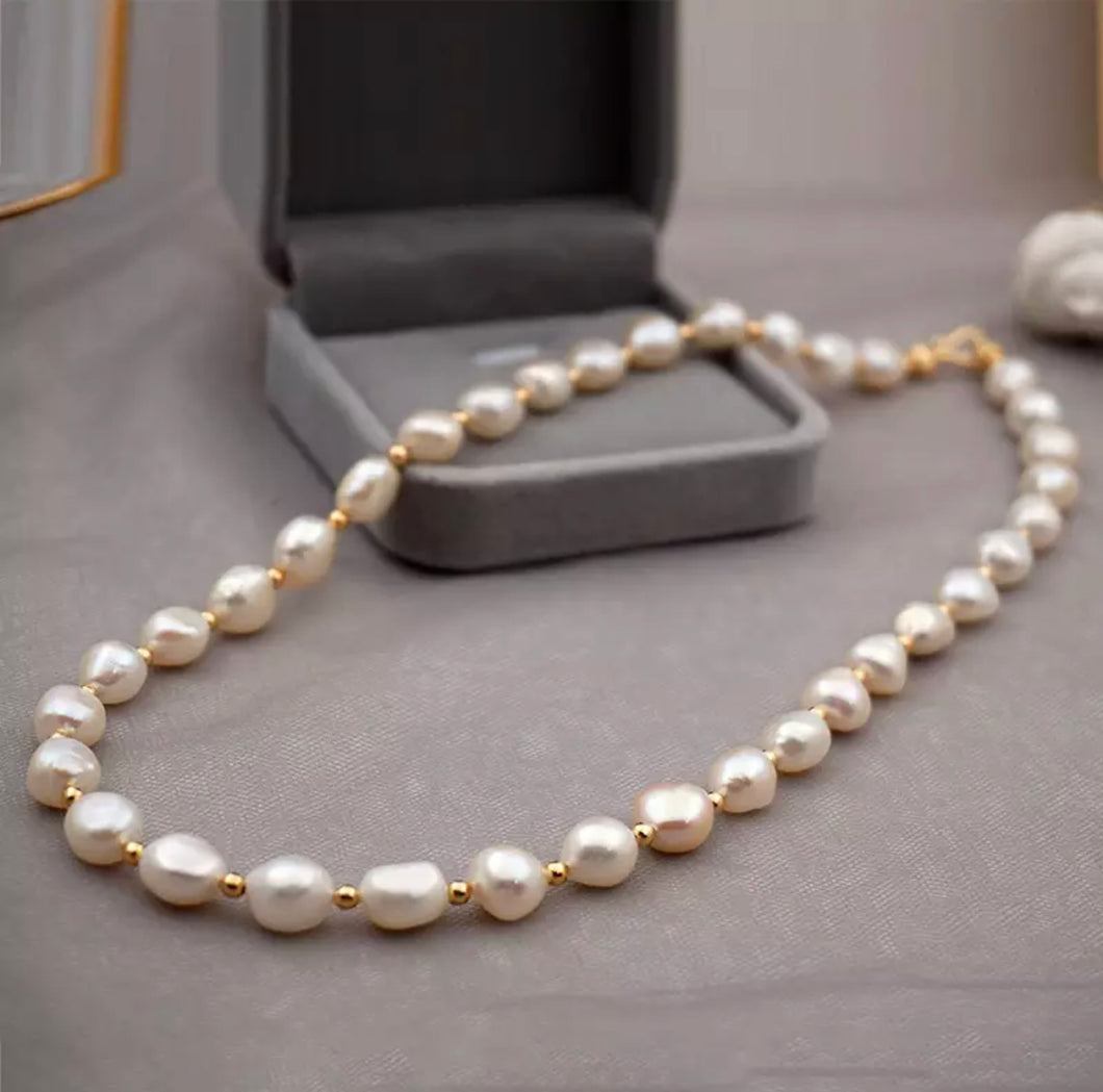 Collar de perlas naturales