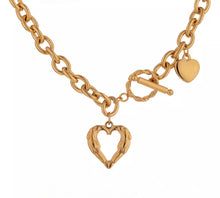 Cargar imagen en el visor de la galería, Rolo Heart Necklace
